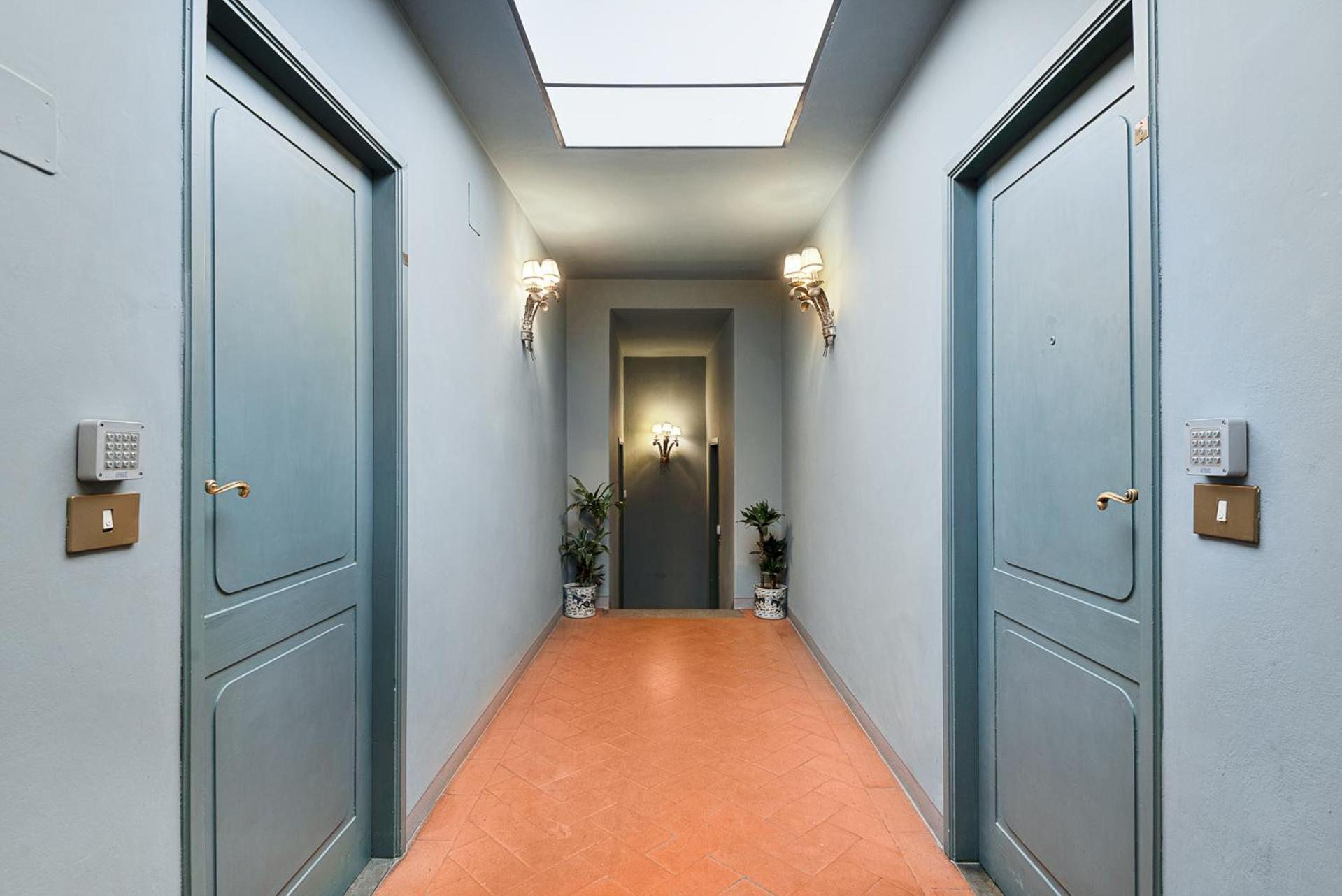 Tornabuoni Living - Luxury Apartments Collection Florenz Exterior foto