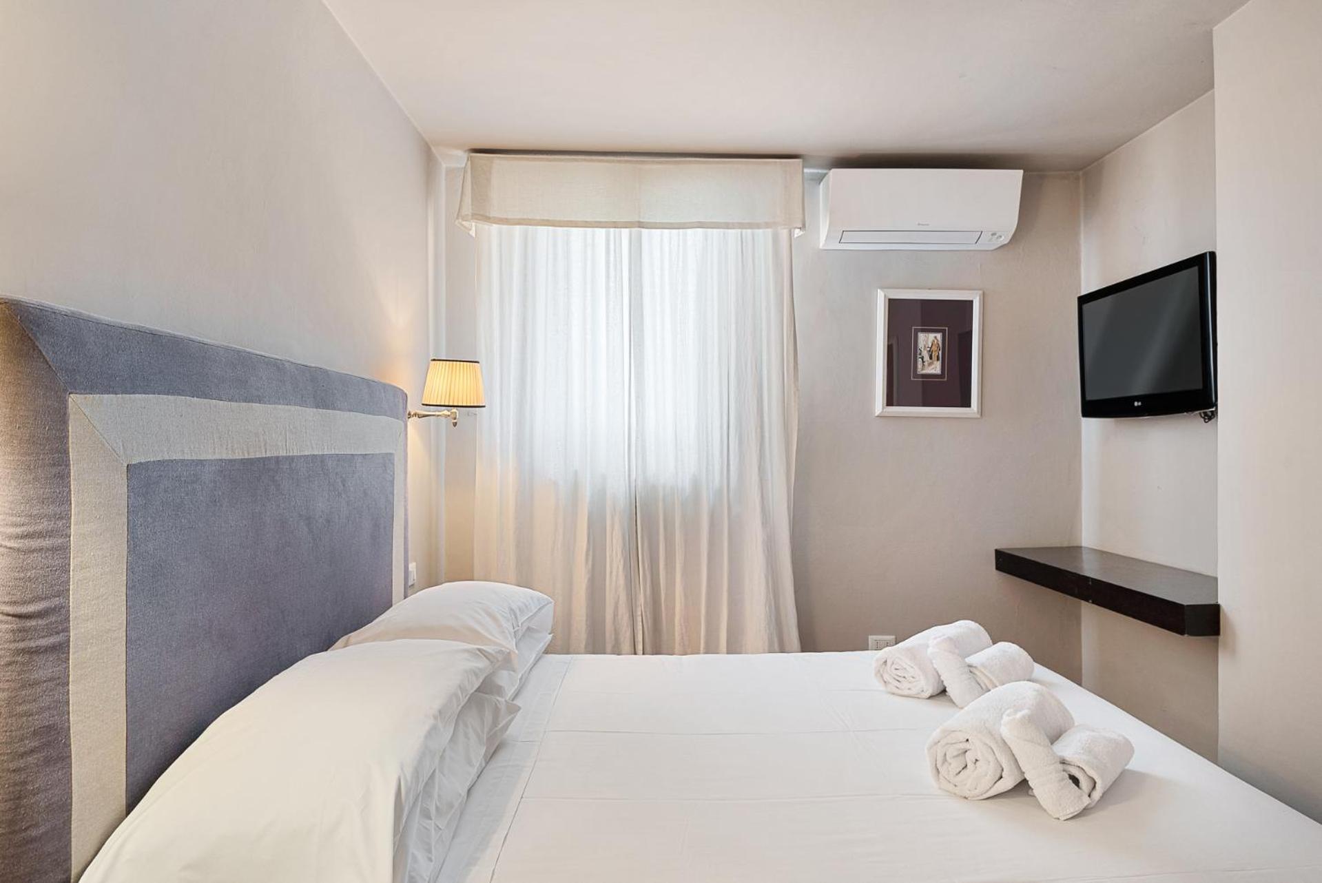 Tornabuoni Living - Luxury Apartments Collection Florenz Exterior foto